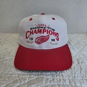 Detroit Red Wings 1998 Stanley Cup Vintage Logo 7 Snapback Cap Hat